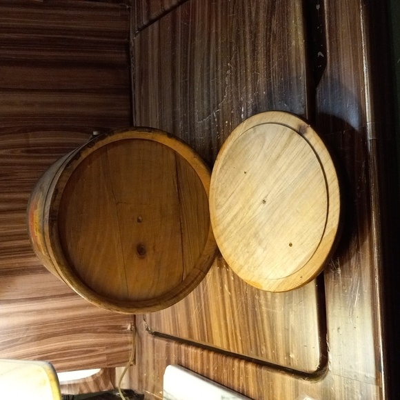 Vintage 1970s mushroom 🍄 wooden bucket lid cookie lunch storage - Picture 5 of 6